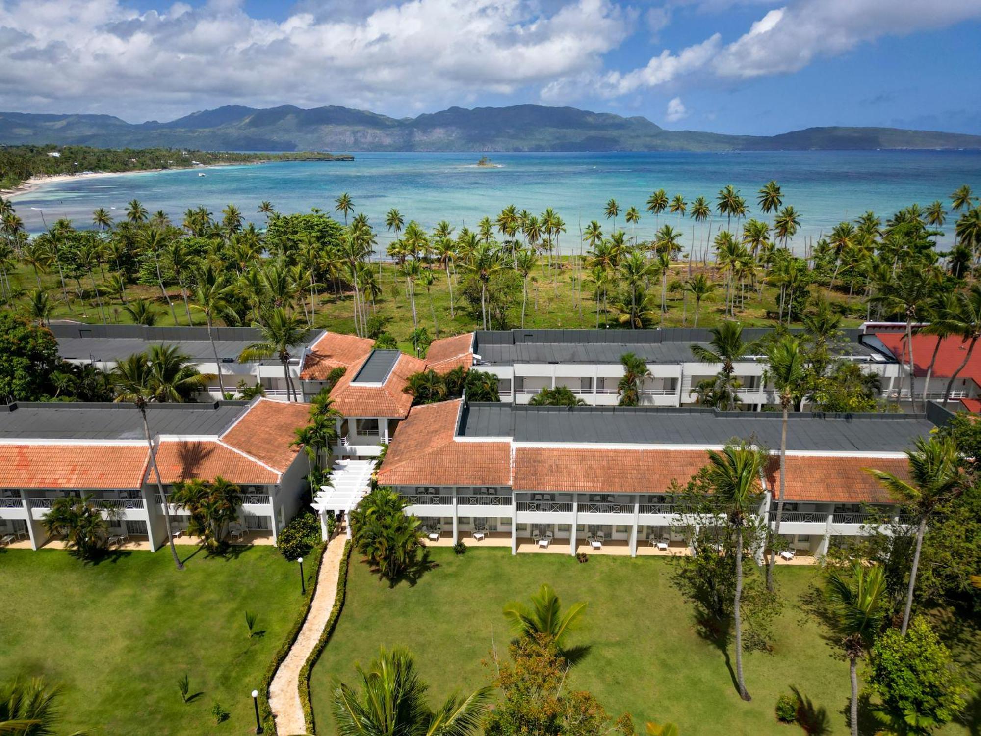 Wyndham Alltra Samana All Inclusive Resort Buitenkant foto
