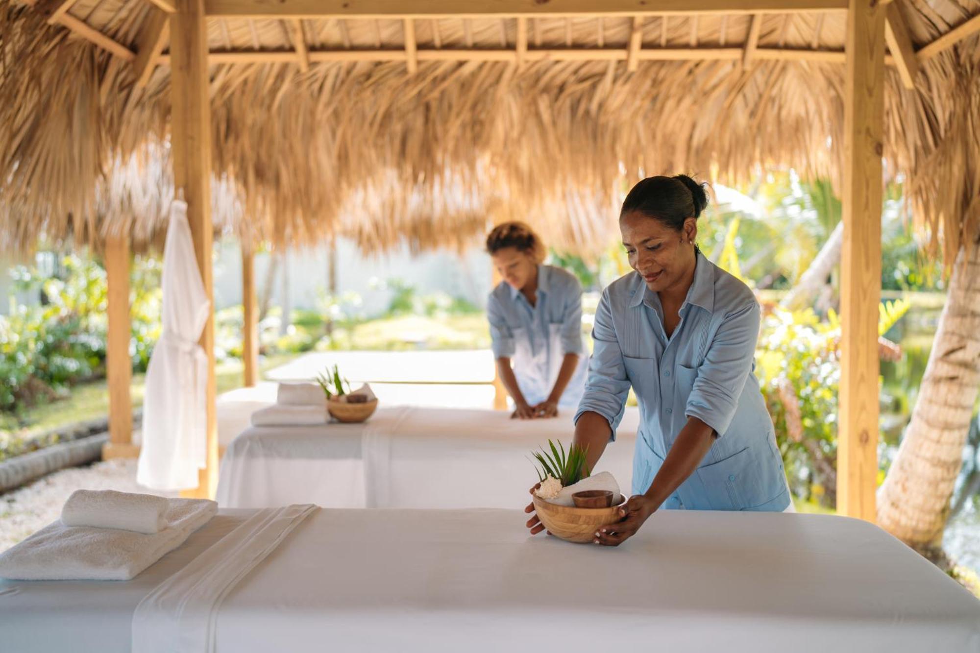 Wyndham Alltra Samana All Inclusive Resort Buitenkant foto