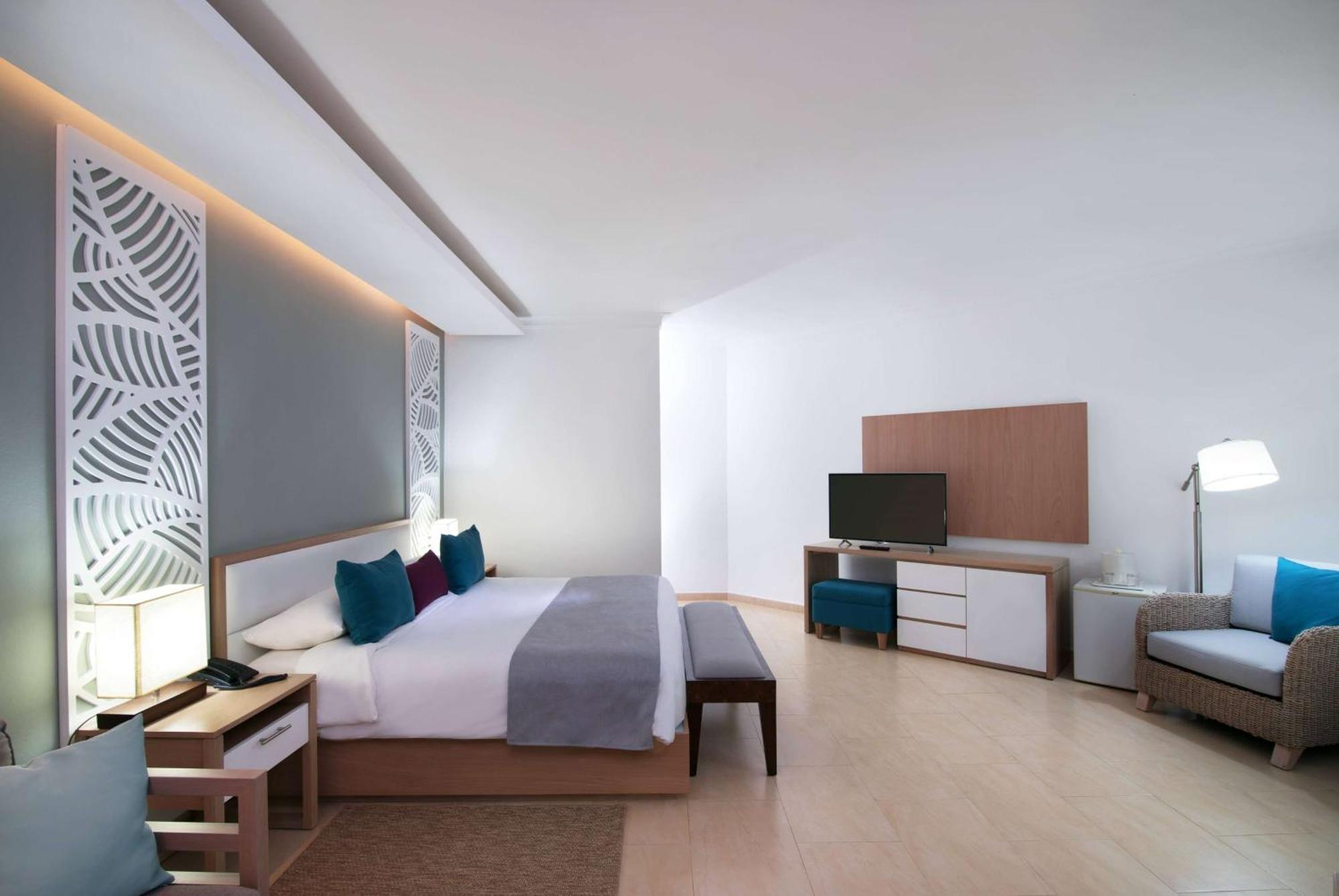 Wyndham Alltra Samana All Inclusive Resort Buitenkant foto